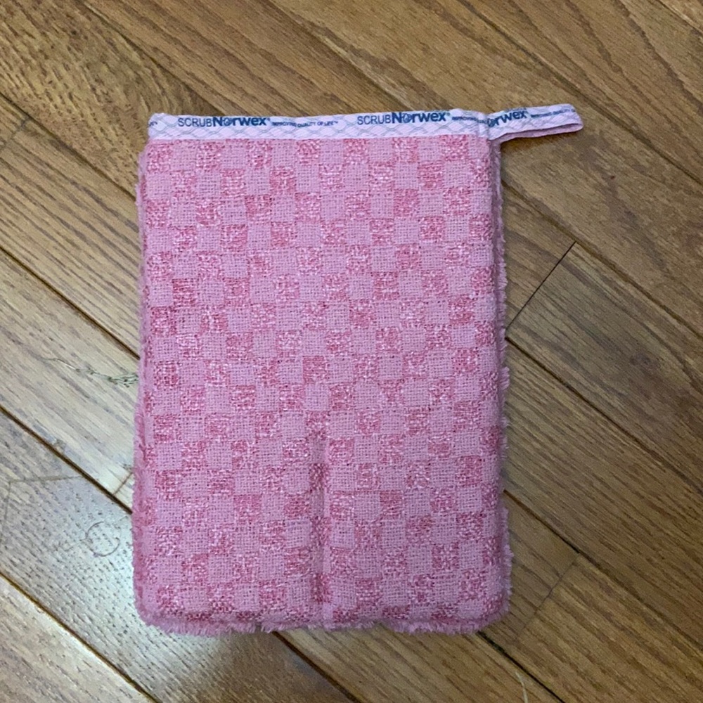 Norwex Bathroom Scrub Mitt, New